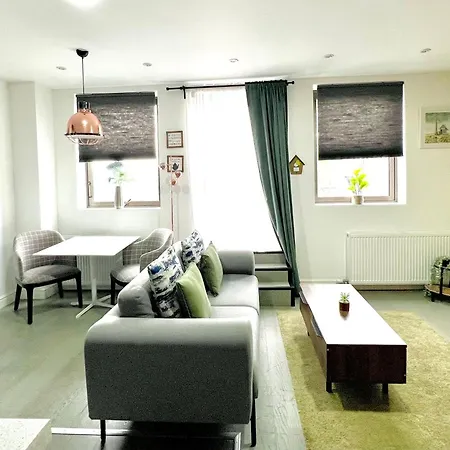 Naps Apartament *